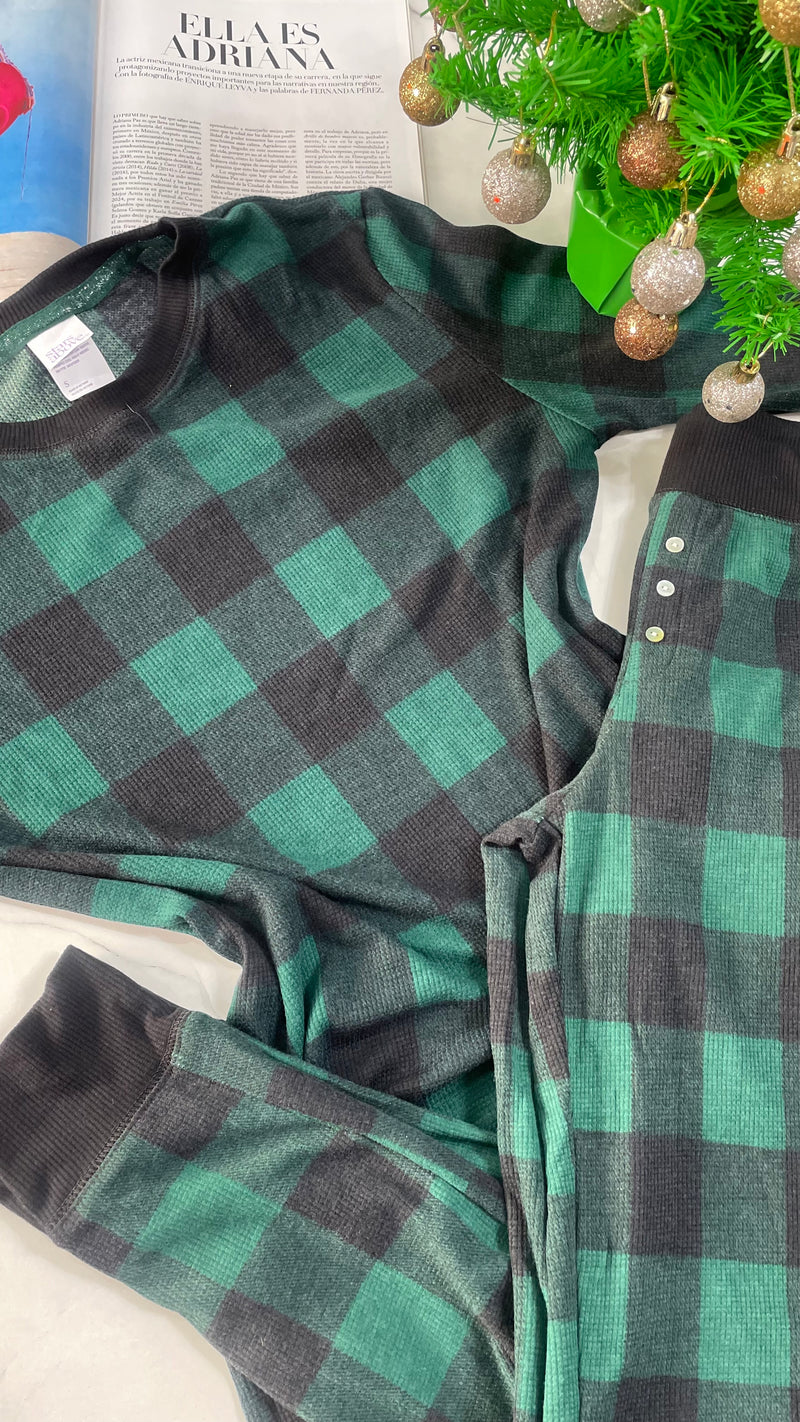 PIJAMA CUADROS VERDES AMARISIMO