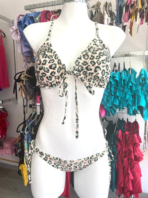 BIKINI WILD